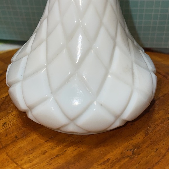 Mick glass # 4064 VASE 6’ 🌷 - Picture 2 of 7